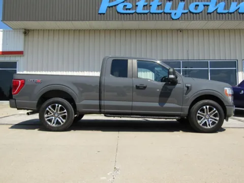 Photos of 2021 Ford F-150 XL for sale in Bethany, MO at Pettijohn Auto Center