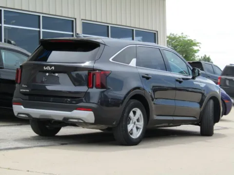 Another view of 2025 Kia Sorento LX for sale in Bethany, MO at Pettijohn Auto Center