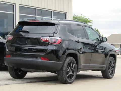 Another view of 2026 Jeep Compass Latitude for sale in Bethany, MO at Pettijohn Auto Center