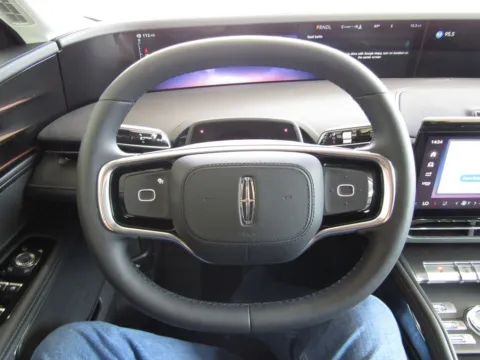 More photos of 2026 Lincoln Nautilus Premiere at Pettijohn Auto Center, MO