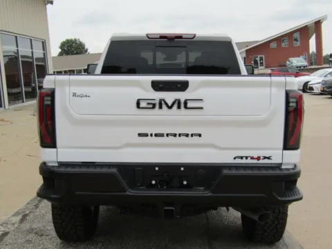 More photos of 2026 GMC Sierra 2500 HD AT4X at Pettijohn Auto Center, MO