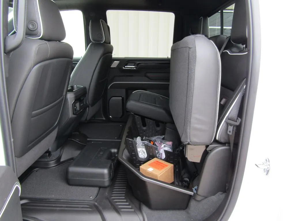 2026 GMC Sierra 2500HD AT4X - Photo 43