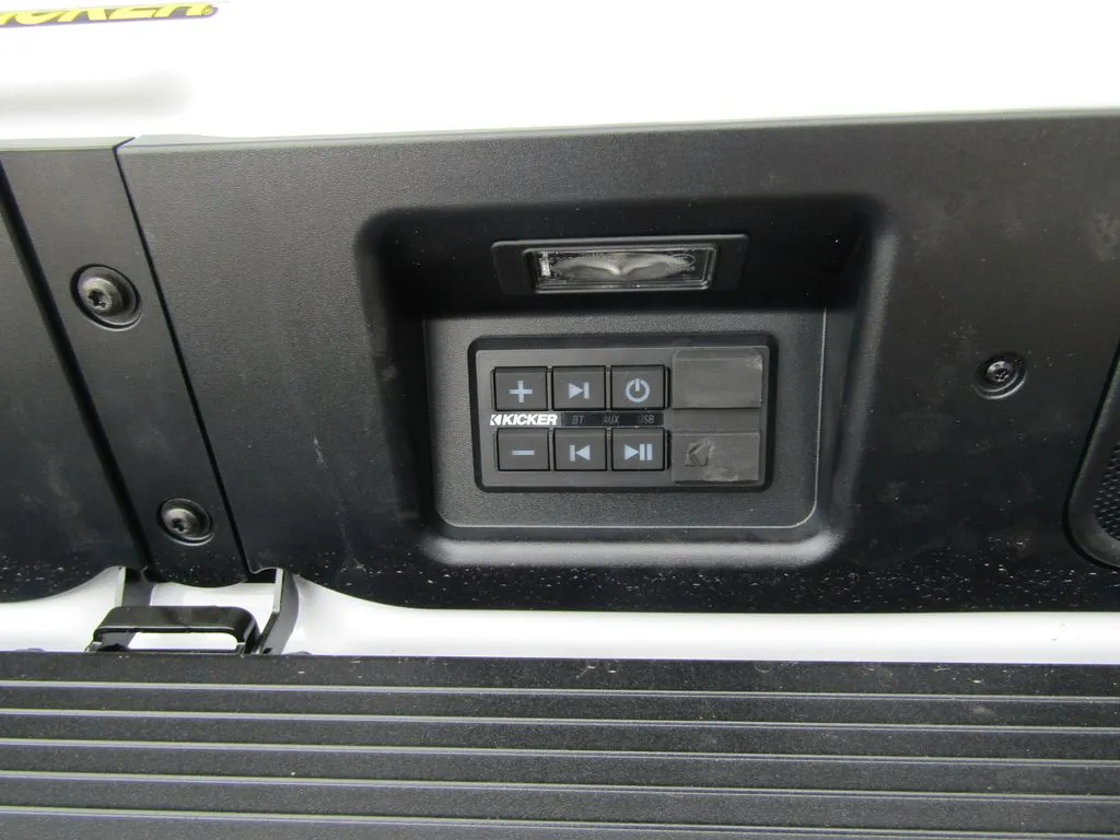 2026 GMC Sierra 2500HD AT4X - Photo 29
