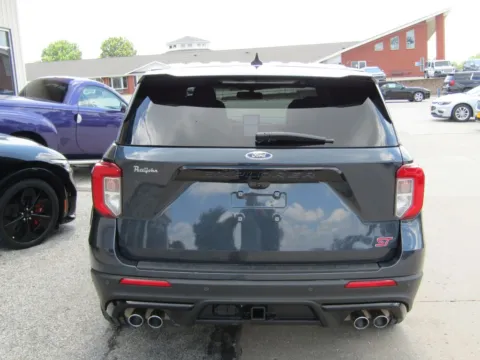 More photos of 2022 Ford Explorer ST at Pettijohn Auto Center, MO