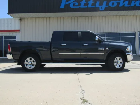Photos of 2018 Ram 3500 Laramie for sale in Bethany, MO at Pettijohn Auto Center