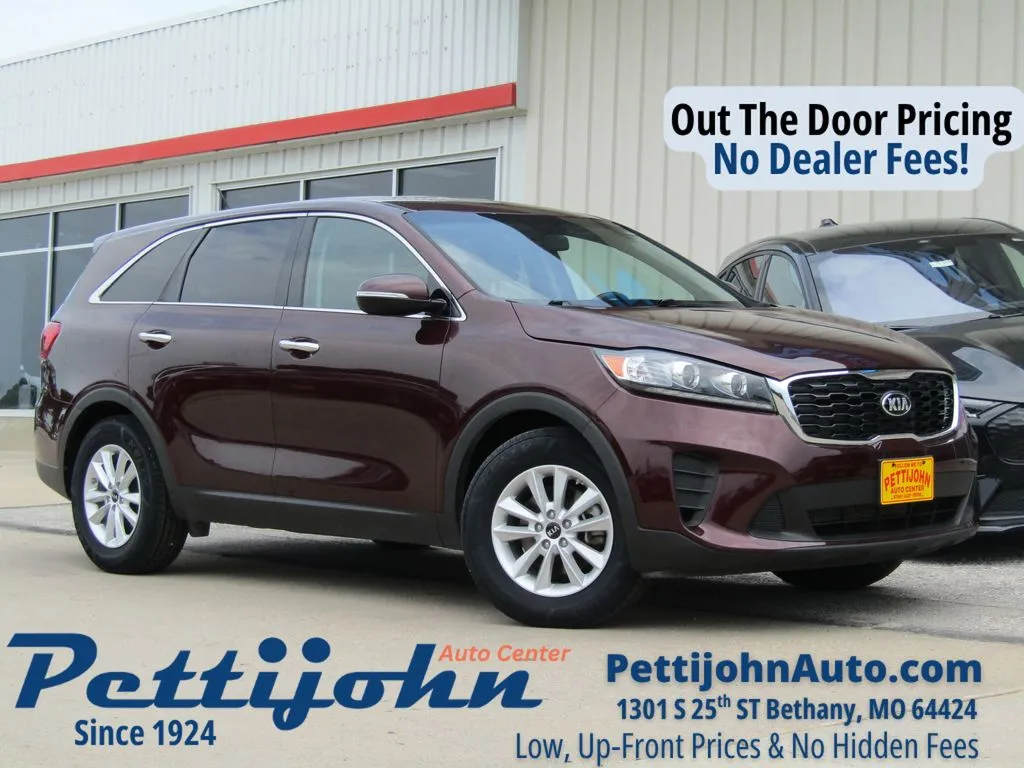 Used 2020 Kia Sorento LX with VIN 5XYPG4A54LG626807 for sale in Kansas City