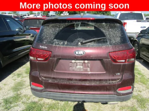 More photos of 2020 Kia Sorento LX at Pettijohn Auto Center, MO