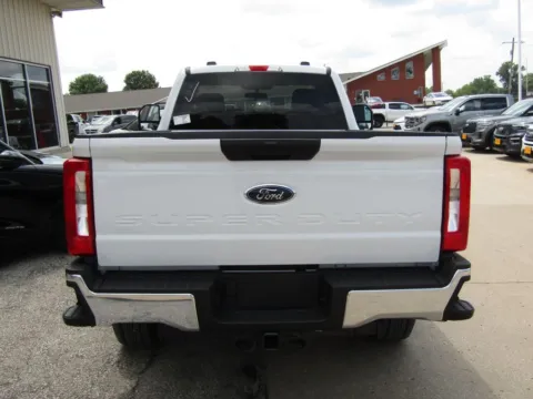 More photos of 2026 Ford F-250SD XLT at Pettijohn Auto Center, MO