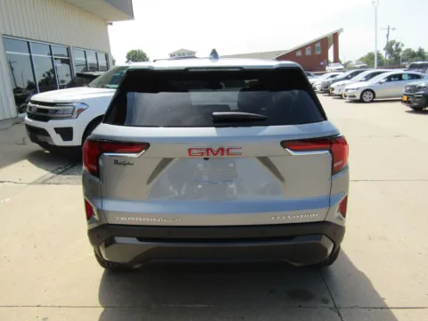 More photos of 2027 GMC Terrain Elevation at Pettijohn Auto Center, MO