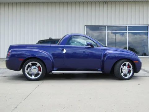 Photos of 2004 Chevrolet SSR for sale in Bethany, MO at Pettijohn Auto Center