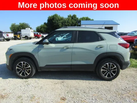 Photos of 2025 Chevrolet TrailBlazer LT for sale in Bethany, MO at Pettijohn Auto Center
