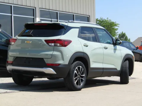 Another view of 2025 Chevrolet TrailBlazer LT for sale in Bethany, MO at Pettijohn Auto Center