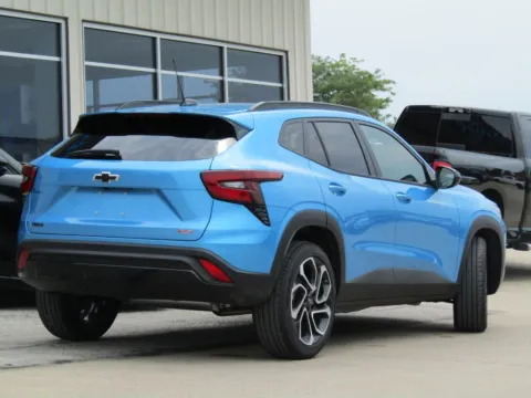 Another view of 2026 Chevrolet Trax 2RS for sale in Bethany, MO at Pettijohn Auto Center