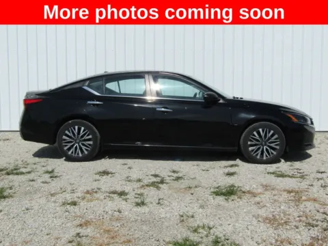 Photos of 2024 Nissan Altima 2.5 SV for sale in Bethany, MO at Pettijohn Auto Center