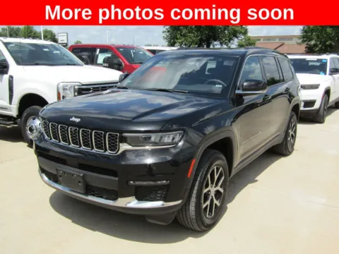 Black 2024 Jeep Grand Cherokee L Limited for sale in Bethany, MO