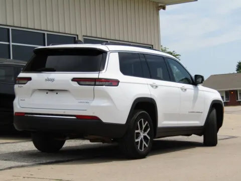 Another view of 2024 Jeep Grand Cherokee L Limited for sale in Bethany, MO at Pettijohn Auto Center