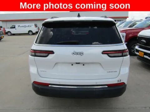 More photos of 2024 Jeep Grand Cherokee L Limited at Pettijohn Auto Center, MO