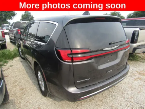 Another view of 2023 Chrysler Pacifica Touring L for sale in Bethany, MO at Pettijohn Auto Center