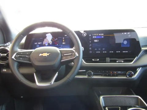 More photos of 2025 Chevrolet Equinox LT at Pettijohn Auto Center, MO