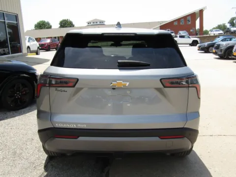More photos of 2025 Chevrolet Equinox LT at Pettijohn Auto Center, MO