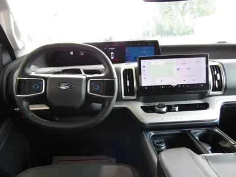 More photos of 2025 Ford Expedition Max Active at Pettijohn Auto Center, MO