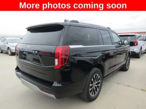 More photos of 2025 Ford Expedition Platinum at Pettijohn Auto Center, MO