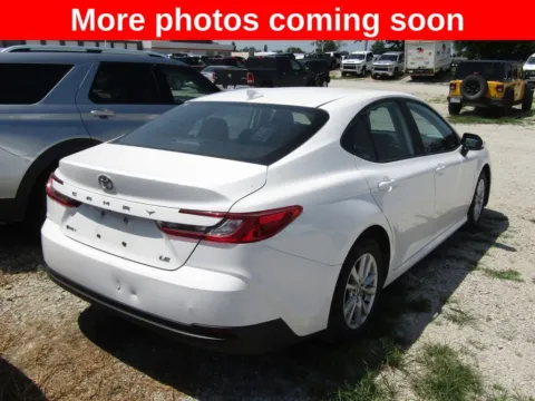 More photos of 2025 Toyota Camry LE at Pettijohn Auto Center, MO