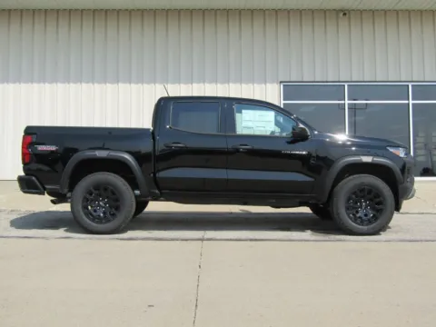 Photos of 2026 Chevrolet Colorado Trail Boss for sale in Bethany, MO at Pettijohn Auto Center