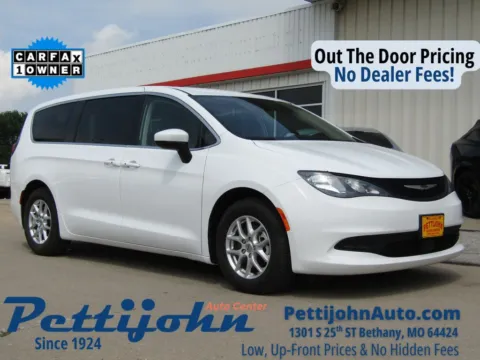 White 2023 Chrysler Voyager LX for sale in Bethany, MO