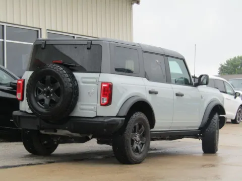 Another view of 2024 Ford Bronco Black Diamond for sale in Bethany, MO at Pettijohn Auto Center