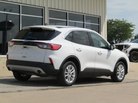 Another view of 2021 Ford Escape SE for sale in Bethany, MO at Pettijohn Auto Center