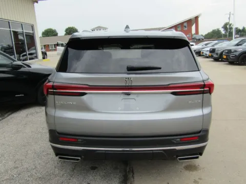 More photos of 2026 Buick Enclave Preferred at Pettijohn Auto Center, MO