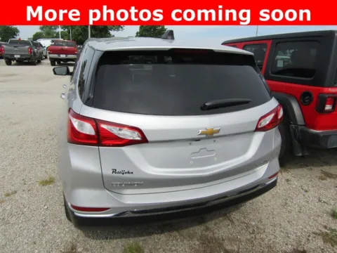 More photos of 2021 Chevrolet Equinox LT at Pettijohn Auto Center, MO