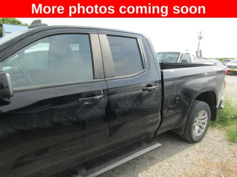 Photos of 2020 Chevrolet Silverado 1500 RST for sale in Bethany, MO at Pettijohn Auto Center