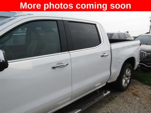 Photos of 2020 Chevrolet Silverado 1500 RST for sale in Bethany, MO at Pettijohn Auto Center
