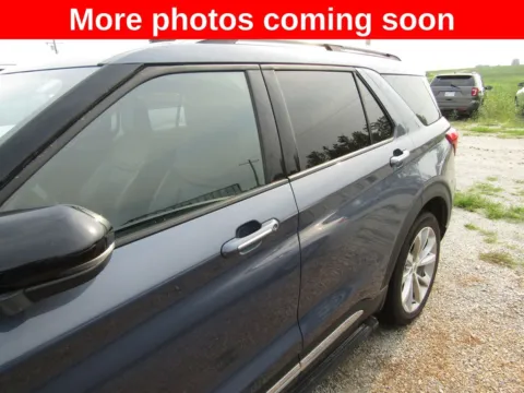 Photos of 2021 Ford Explorer Platinum for sale in Bethany, MO at Pettijohn Auto Center