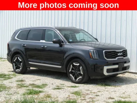 Gray 2025 Kia Telluride S for sale in Bethany, MO