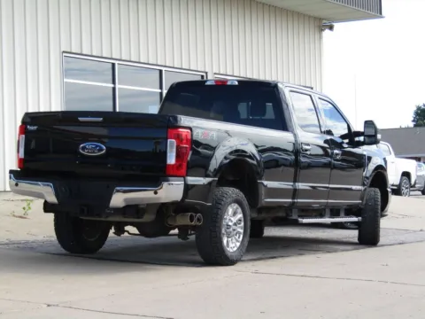 Another view of 2018 Ford F-250SD XLT for sale in Bethany, MO at Pettijohn Auto Center