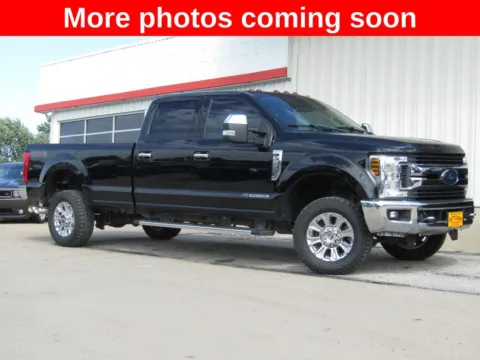Black 2018 Ford F-250SD XLT for sale in Bethany, MO
