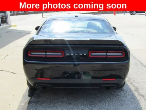 More photos of 2018 Dodge Challenger R/T at Pettijohn Auto Center, MO