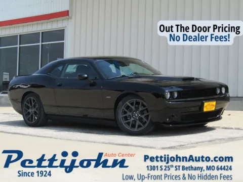 Black 2018 Dodge Challenger R/T for sale in Bethany, MO
