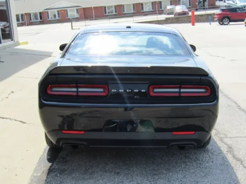 More photos of 2018 Dodge Challenger R/T at Pettijohn Auto Center, MO