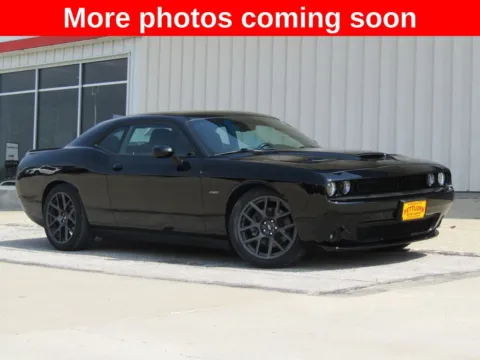 Black 2018 Dodge Challenger R/T for sale in Bethany, MO