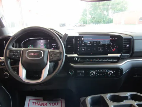 More photos of 2025 GMC Sierra 1500 SLT at Pettijohn Auto Center, MO