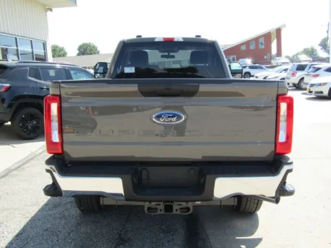 More photos of 2026 Ford F-350SD XLT at Pettijohn Auto Center, MO