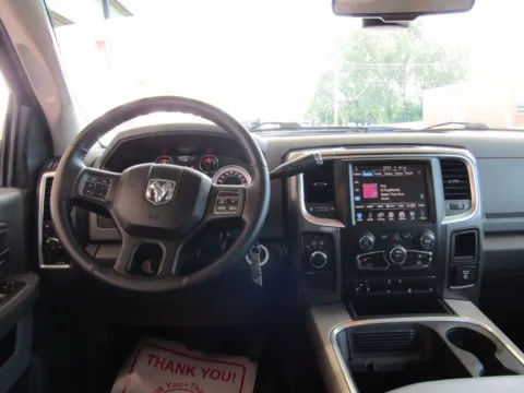 More photos of 2017 Ram 2500 Big Horn at Pettijohn Auto Center, MO