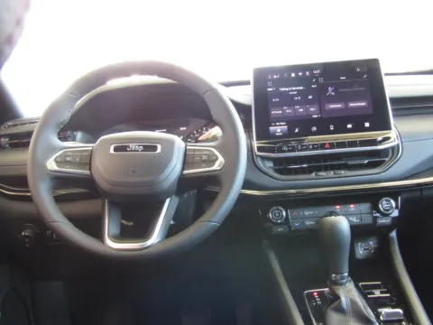 More photos of 2026 Jeep Compass Latitude at Pettijohn Auto Center, MO