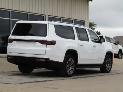 Another view of 2025 Jeep Wagoneer L Series II for sale in Bethany, MO at Pettijohn Auto Center