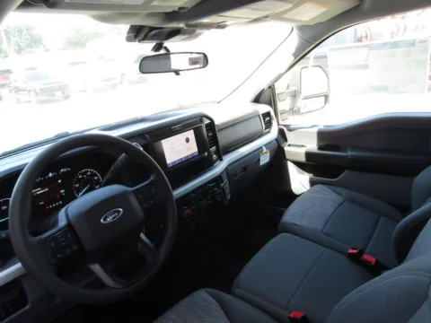 More photos of 2026 Ford F-350SD XLT at Pettijohn Auto Center, MO