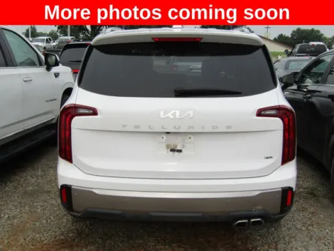 More photos of 2025 Kia Telluride S at Pettijohn Auto Center, MO
